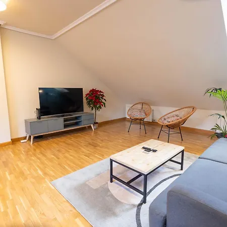 Atuaire Home La Merced En El Centro Historico De Burgos Parking Incluido Exterior photo